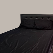 Load image into Gallery viewer, NOIR Beddings (3-Piece Set)
