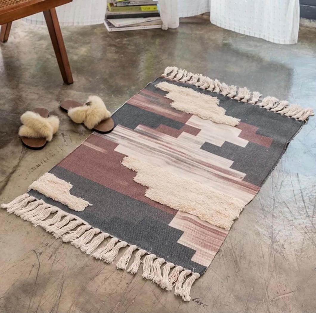OIKO Red Rug